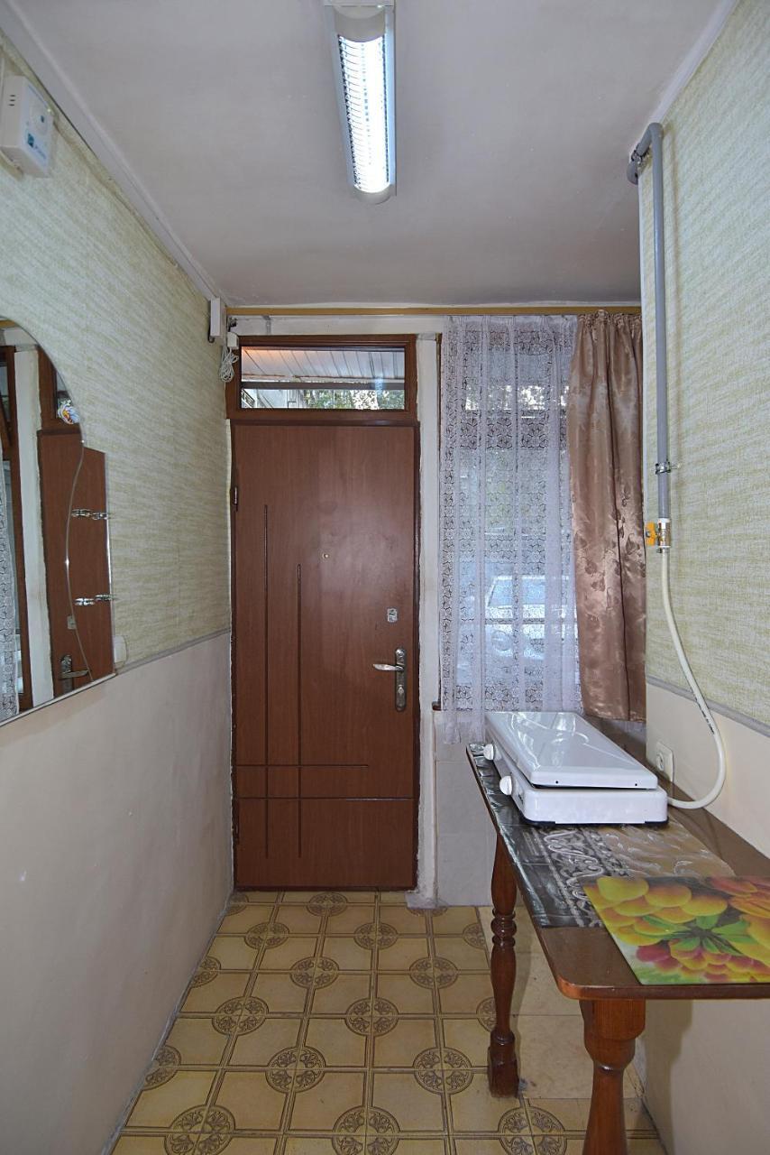 Apartment For Rent In Downtown Yerevan Exterior photo